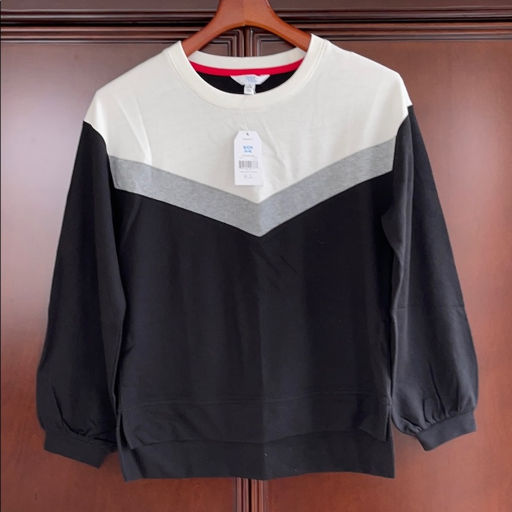 Women’s chevron sweatshirt